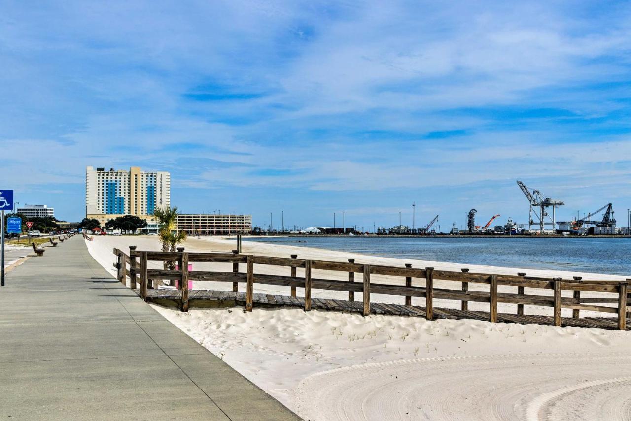 Beachside Getaway - Walk To Gulf, Pier And Casino! Gulfport Exterior foto
